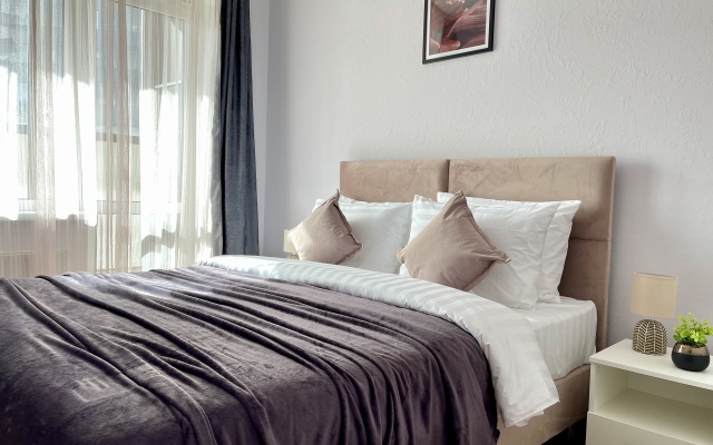 2 Nochi Na Ulitse Shkolnaya 15 Str1 Flat