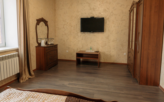 Korona Hotel