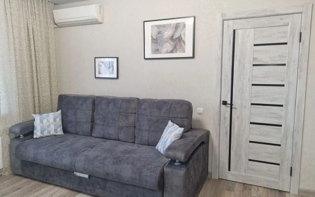 Na Sluzhebnoy  Flat