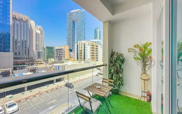 Prekrasnyye v Dubay Marina Apartment