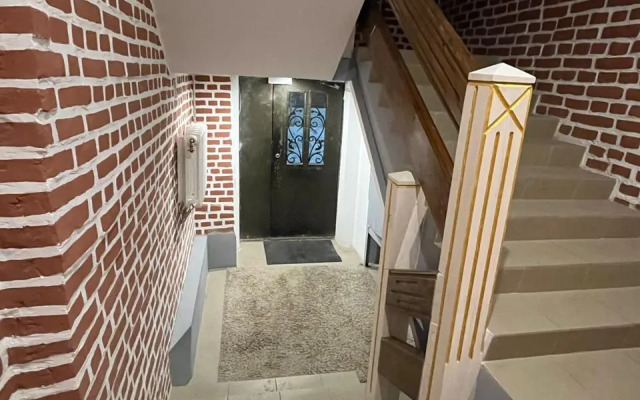 Апартаменты Логово Румс Двухкомнатные Шестиместные