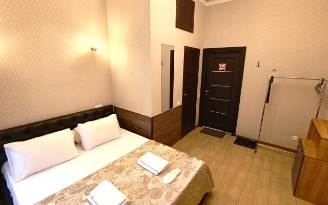 Uyut na Vereyskoy Guest House