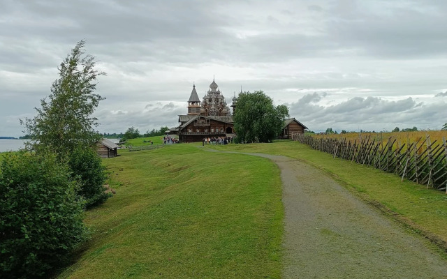 Частный дом на Онежской 4