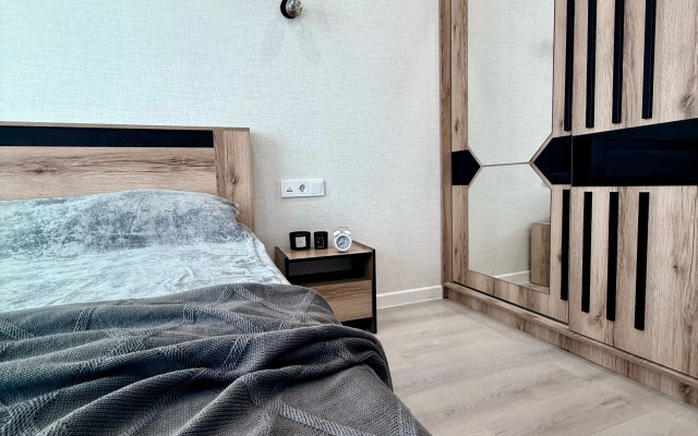 Квартира Новая с Потрясающим Видом из Окна на Город