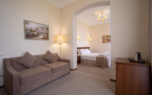 Klinicheskiy Sanatoriy Metallurg Health resort