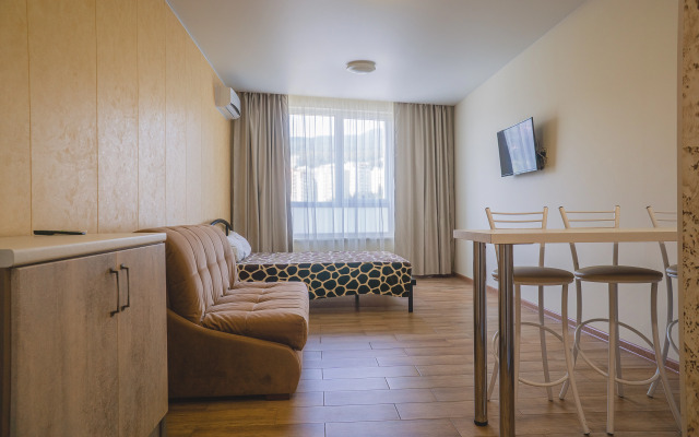 Yalta Almaz Apartments 6