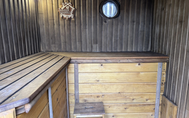 Uyutny Derevyanny Domik U Reki Private House