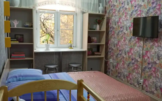 Apartamenty Cetyrehkomnatnaa kvartira na Dimitrova 4