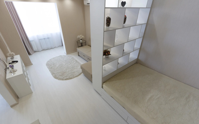 Green FOX Na Ulice Latysheva 3E/1 Apartments