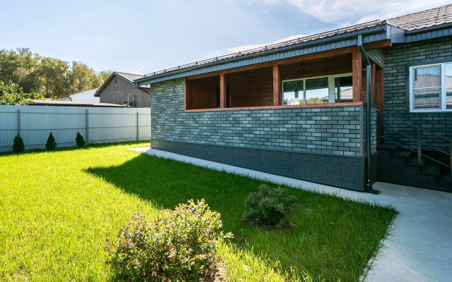 Частный дом с русской баней и банным чаном