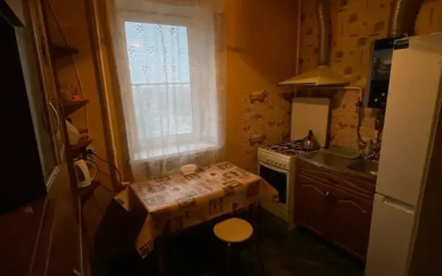 Na Kadamovskoy Ulitse 5 Flat