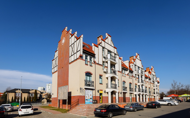 R Line Apartments