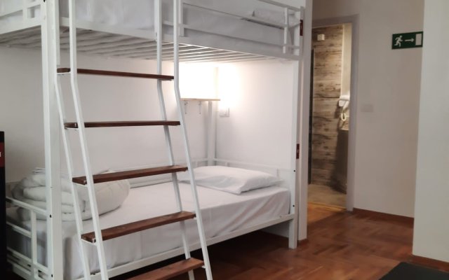 Хостел New Generation Hostel Belgrade Center