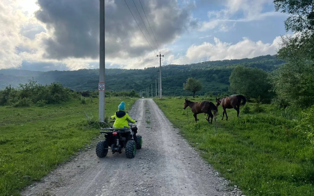 Гостевой дом Ранчо в горах Лаго-Наки