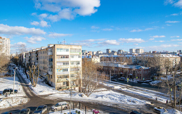 Sladkikh Snov Na Tolmachyova 17 Apartments