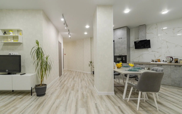 3 Komn Kvartira Na Zalive Apartments