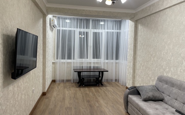 Квартира у набережной