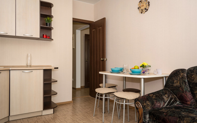 Квартира на улице Александра Протозанова 18к1