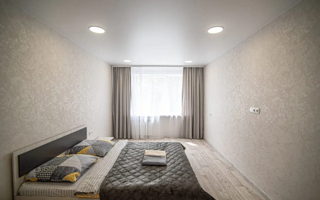 Trehkomnatnaya V Tsentre Yuzhno-Sakhalinska Flat