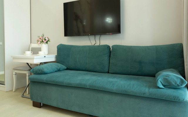 Poslednij Etazh Leta - Stilnaya Studiya u Morya v Sochi (Ashe) Apartments