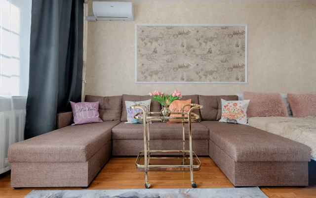 Ulitsa Bryanskaya Na Kievskoy Apartments