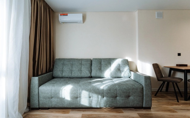 Квартира на Менделеева 128