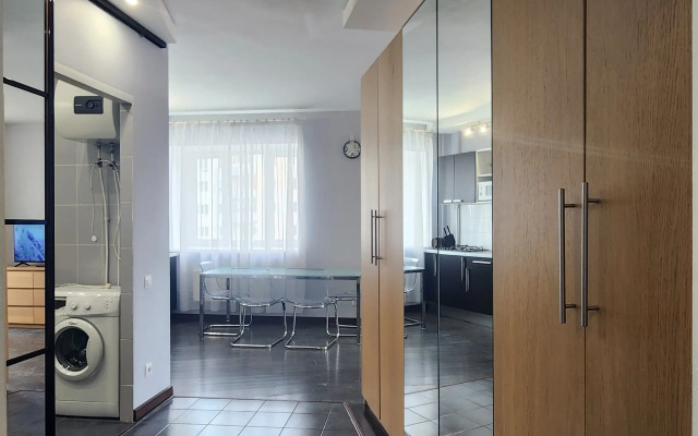 Апартаменты WinWin (ВинВин) в центре на набережной озера Кабан