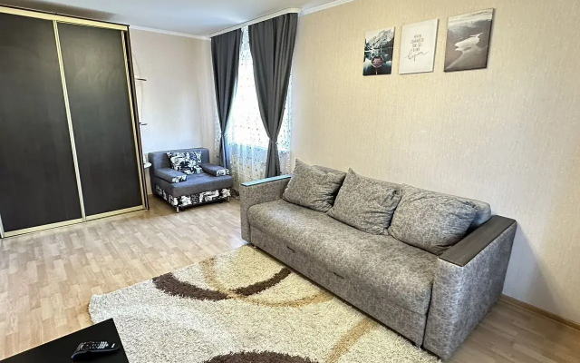 Квартира на Республики 180