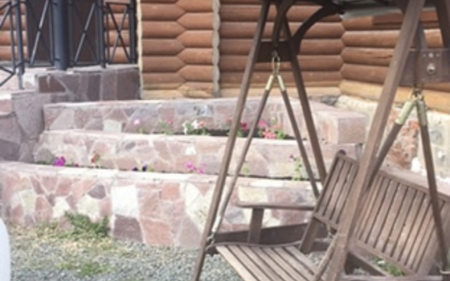 Polyana Chalet Guest House