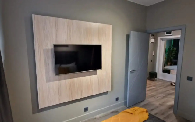 Alis U Metro Fili Apartments