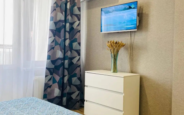 Uyutnaya V Tsentre S Potryasayuschim Vidom Flat