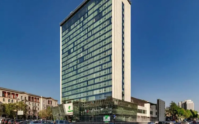 Отель Holiday Inn Тбилиси