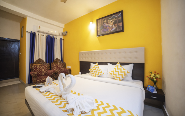 Yash Residency Assi Ghat Hotel