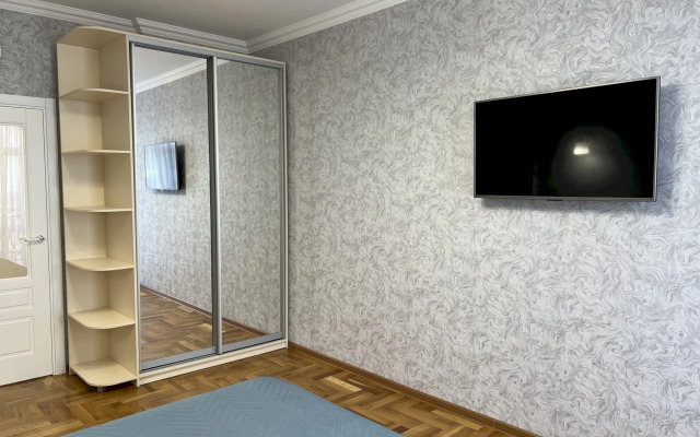 Квартира 310  в центре на первой береговой линии