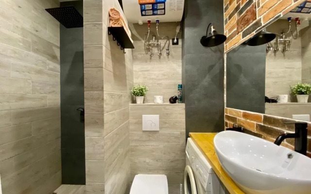 Na Ulitse Drazhinskogo 48 Flat