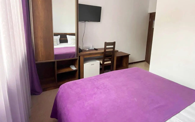 Mina Hotel