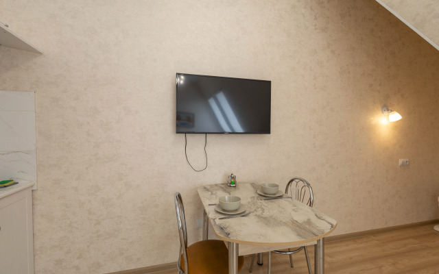 Апартаменты Современная студия возле озера