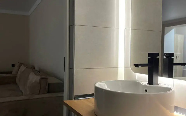 Uyutnaya Studiya Na Eshba Flat