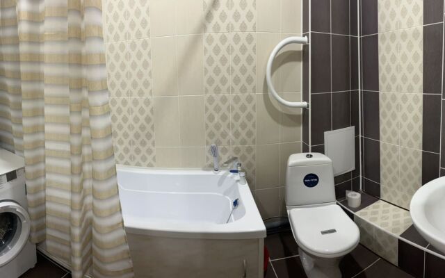 Апартаменты Большая Подгорная 87 блок 7