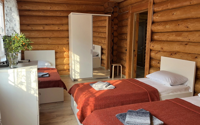 Pod Klych na Kompanyu do 14 chelovek Guest House