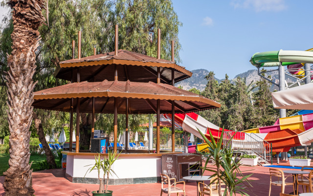 Loxia Comfort Resort Kemer