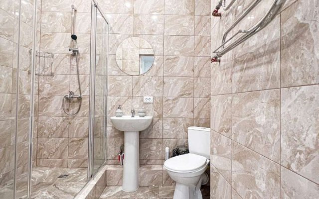 V Tsentre U Modnogo Kvartala Apartments