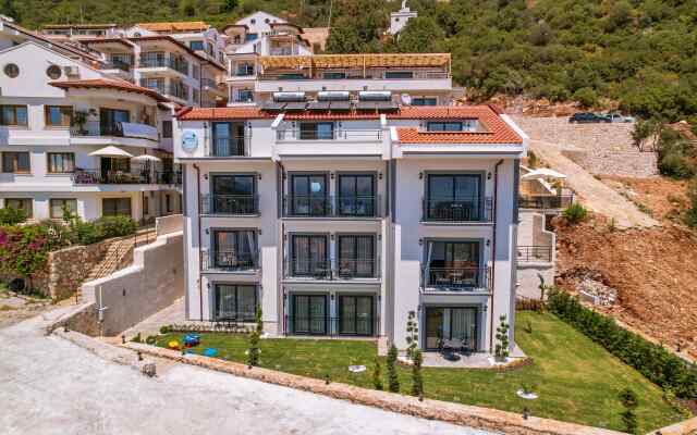 Lobelya Suites Apartments