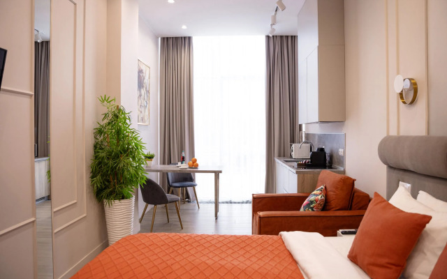 Апартаменты Уютная студия в отеле Mirror