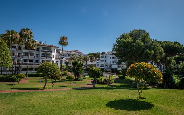 La Bandera Apartments