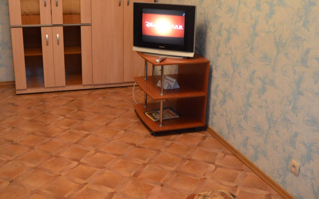 Uyut Flat 6