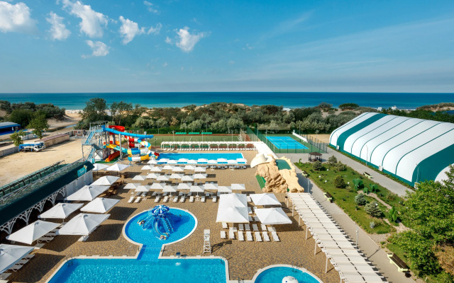 Lazurnyij Bereg Hotel