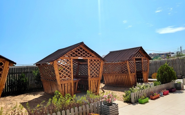 Lora Guest House
