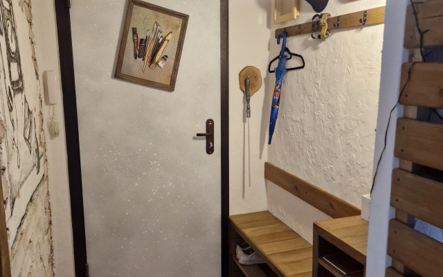 Atmosfernye Dvukhkomnatnye Apartamenty V Rasshipennom Tsentpe Flat