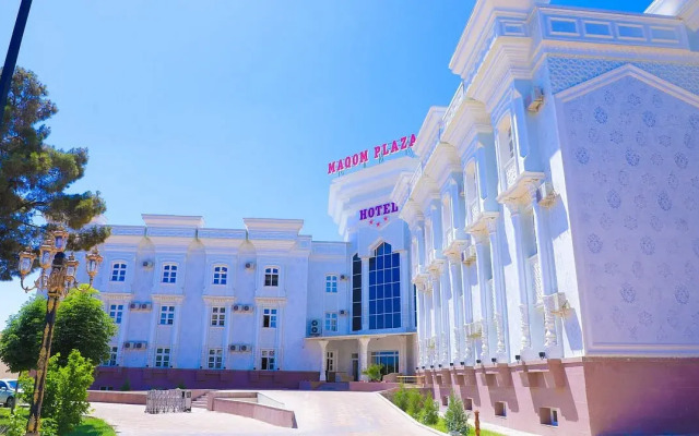 Отель Maqom Plaza